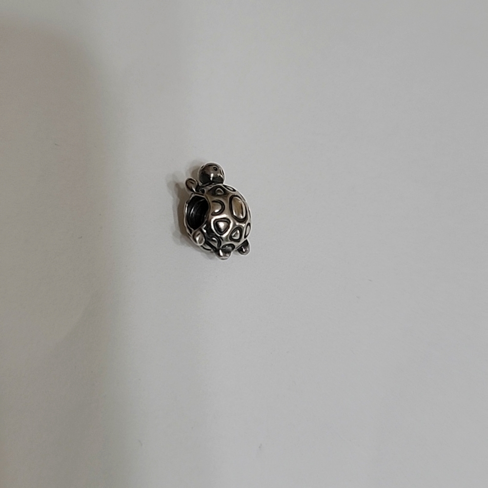 Pandora Authentic Turtle Charm - image 1